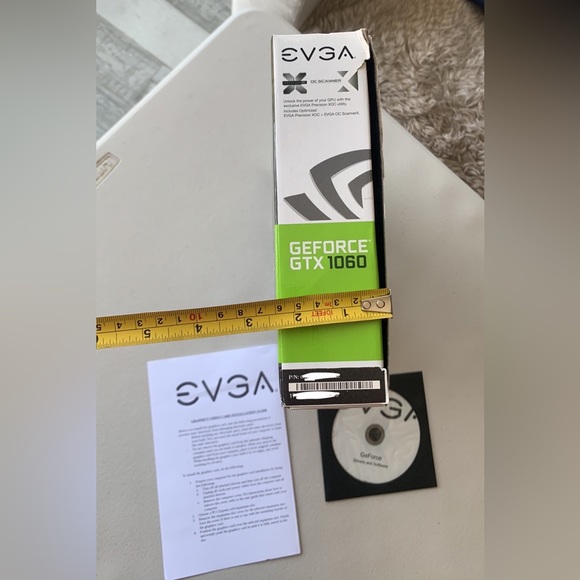 Insides of a Box: pin Cable for GEFORCE GTX 1060 CD and screws - Picture 11 of 13